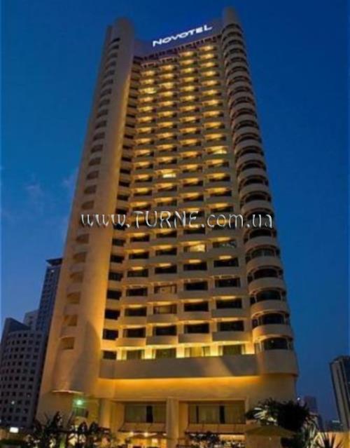Территория Novotel KL City Center 4*