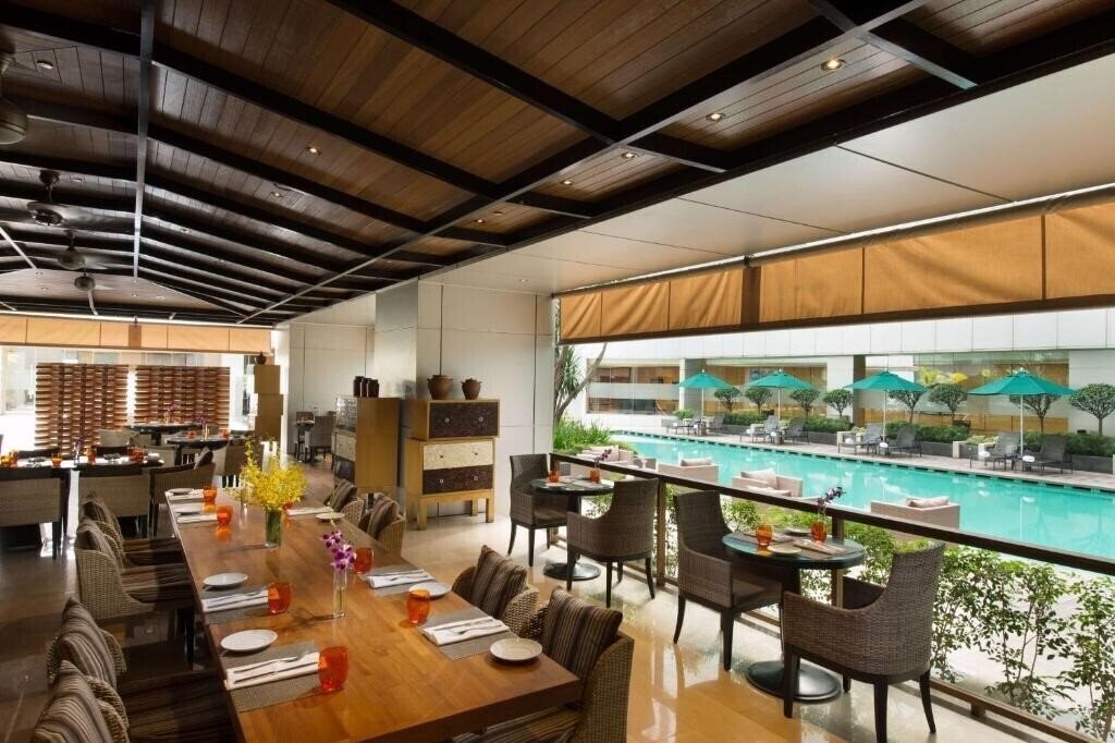 Панорама Doubletree By Hilton 4*