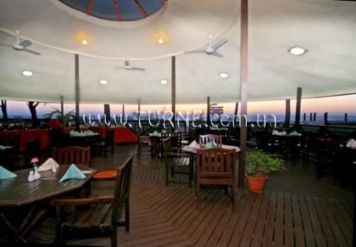 Готель Tuaran Beach Resort 3*