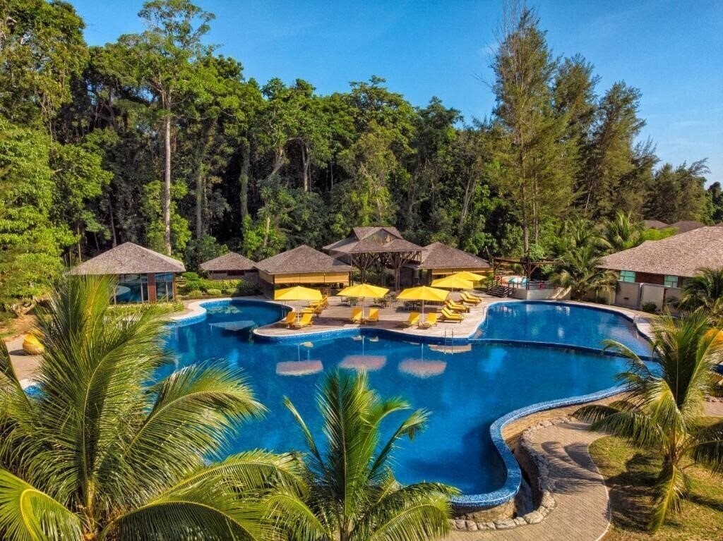 Вид Borneo Eagle Resort 5*
