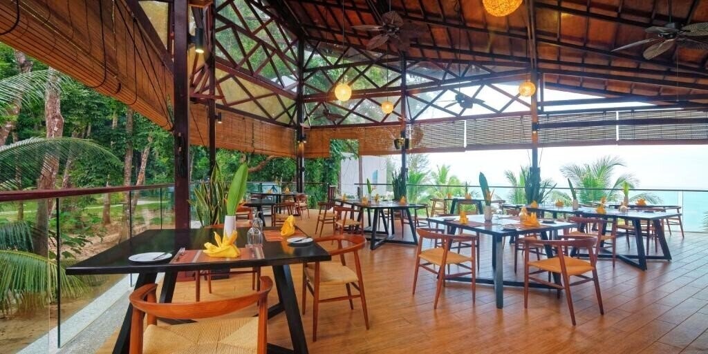 Територія Borneo Eagle Resort 5*