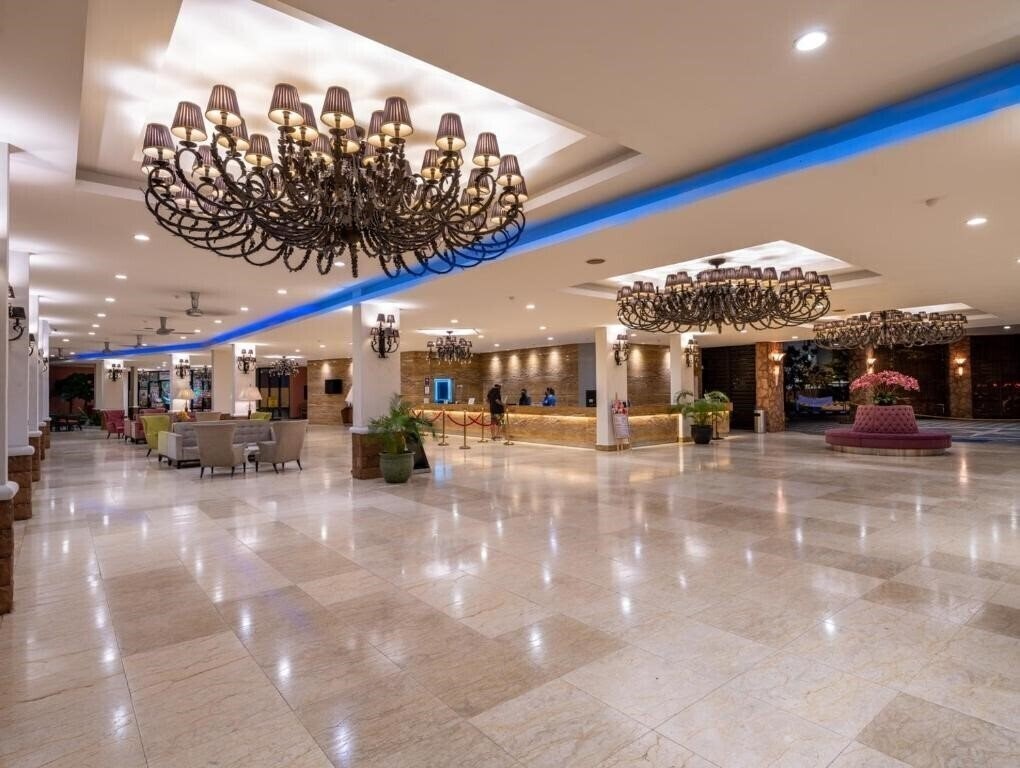 Вид Dayang Bay Resort Langkawi 4*