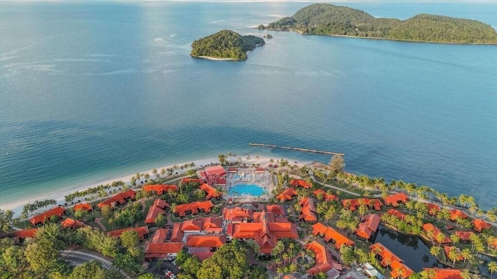 Отель Pelangi Beach Resort & SPA 5*