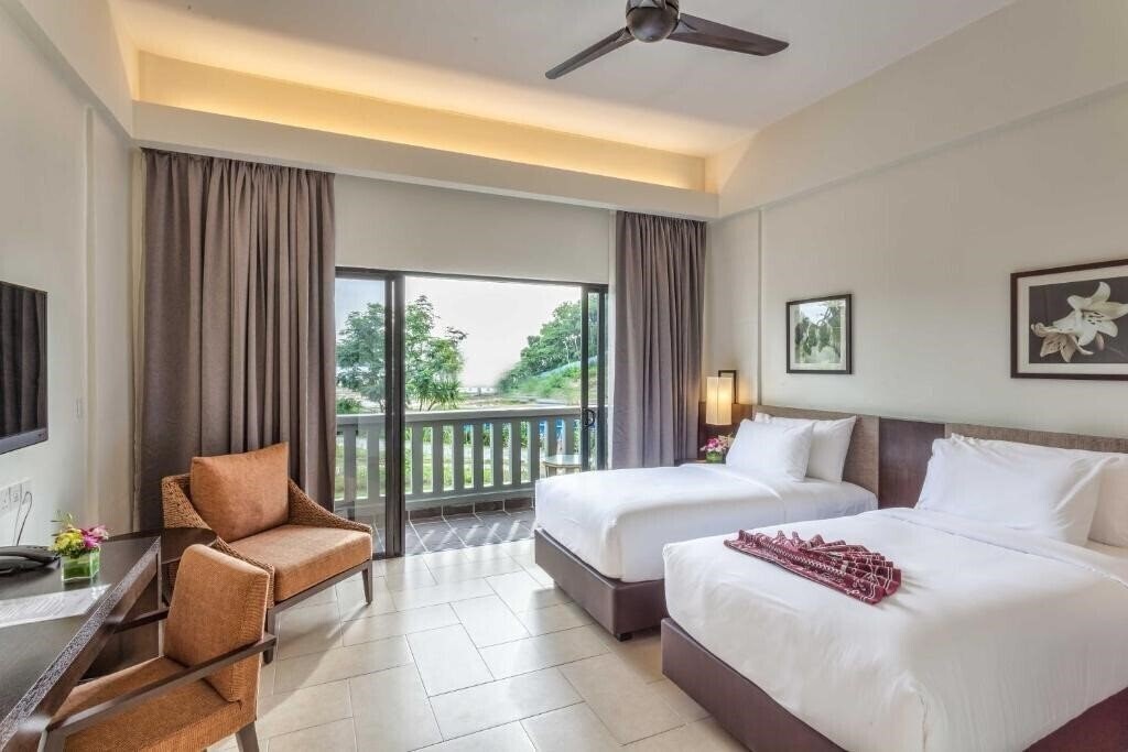 Готель Camar Resort Langkawi 4*