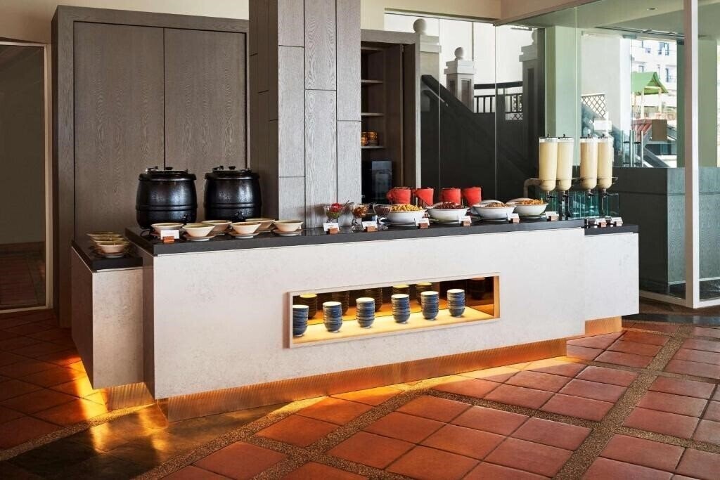 Панорама Swiss-Garden Beach Resort Damai Laut 4*