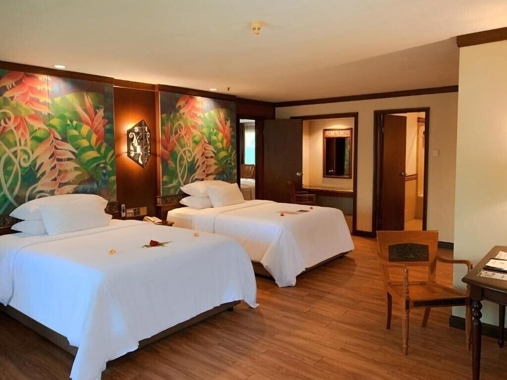 Панорама Damai Beach Resort 4*