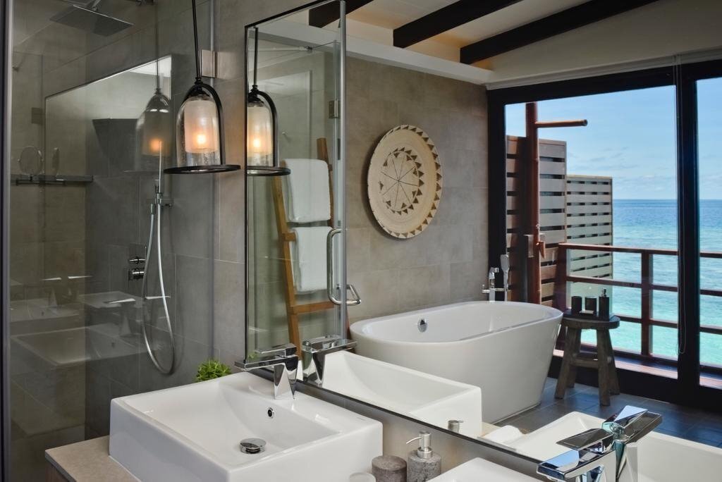 Территория Grand Park Kodhipparu Maldives 5*