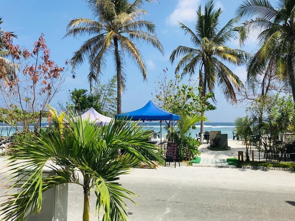 Вид Airport Comfort Inn Premium 3*