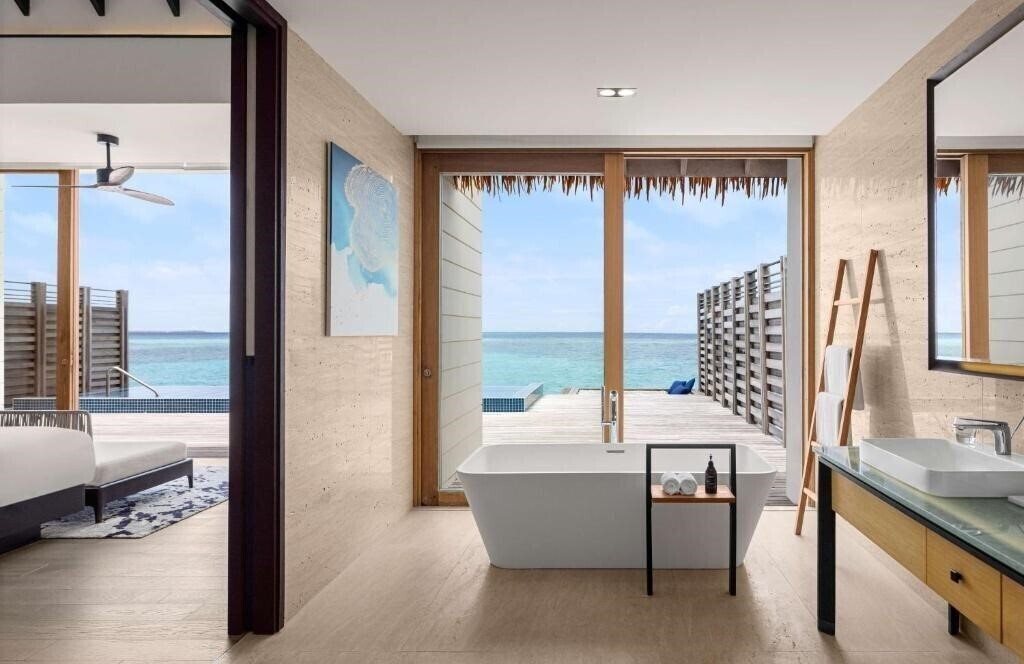 Территория Radisson Blu Maldives (ex. Radisson Blu Maldives) 5*