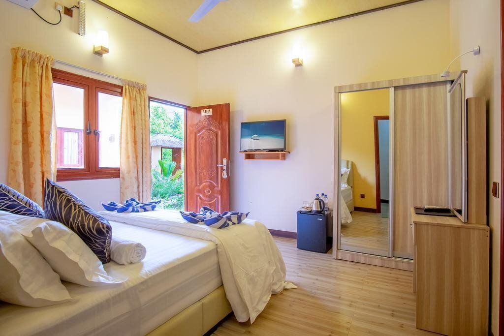 Вид Ari Villa Sea View Guest House вилла