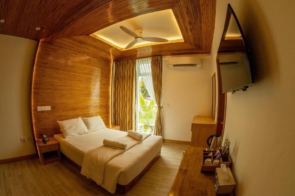 Вид Perla Dhangethi 3*