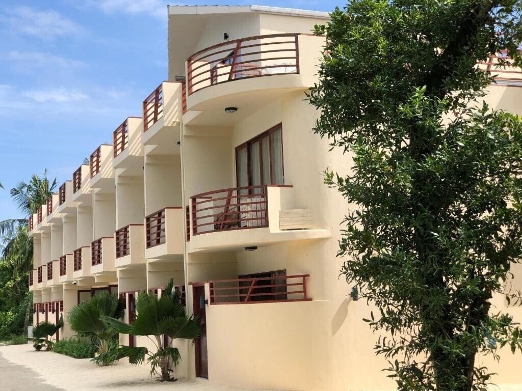 Панорама White Sand Dhigurah Guest House гостиный двор