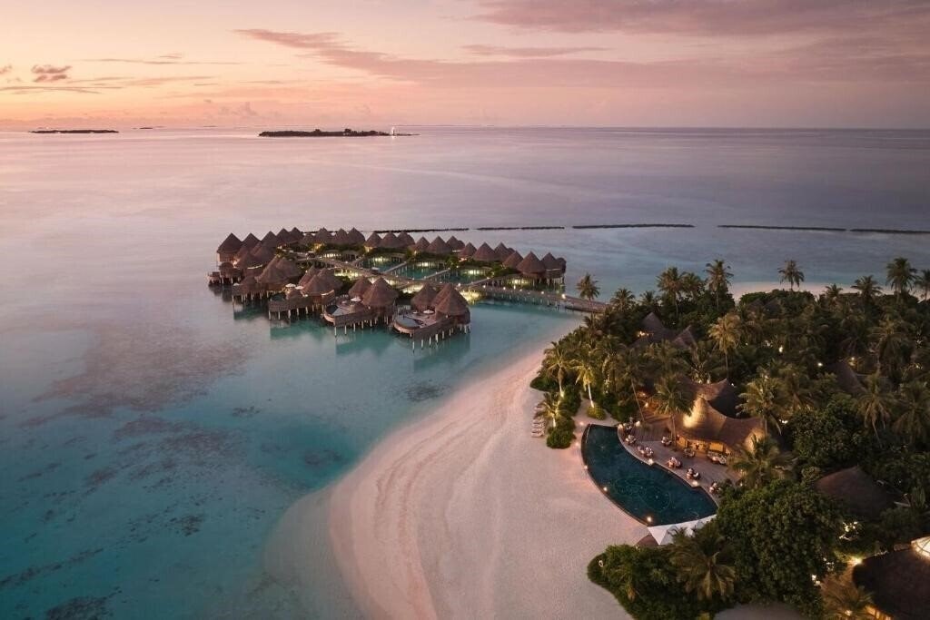 Фото The Nautilus Maldives 5*