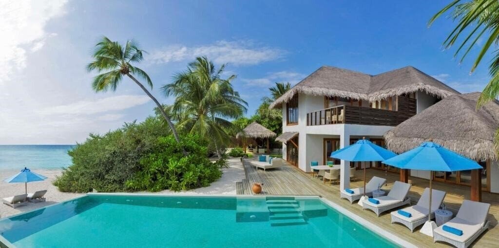 Вид Dusit Thani Maldives 5*