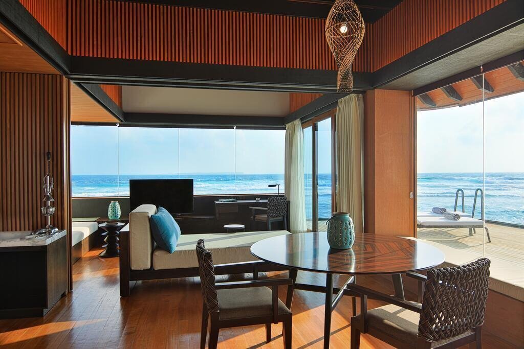 Вид The Westin Maldives Miriandhoo Resort 5*