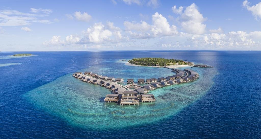 Отель St. Regis Maldives Vommuli Resort 5*
