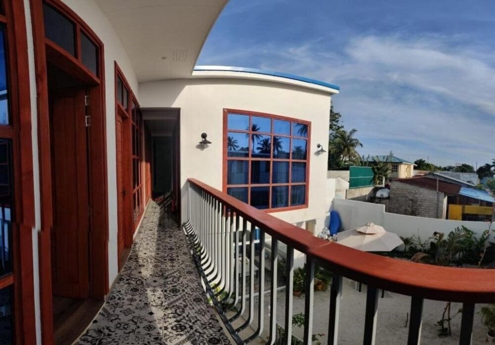 Готель Palm Lagoon Guest House 3*