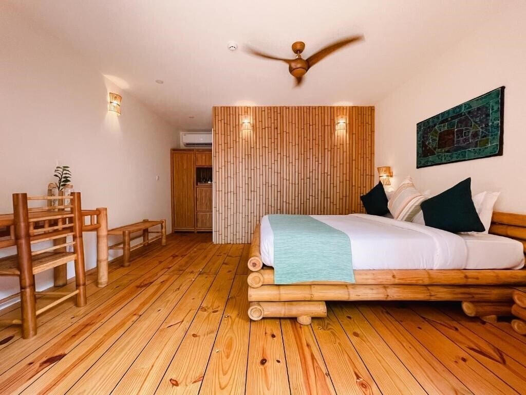 Панорама Ecoboo Maldives Boutique Hotel 3*