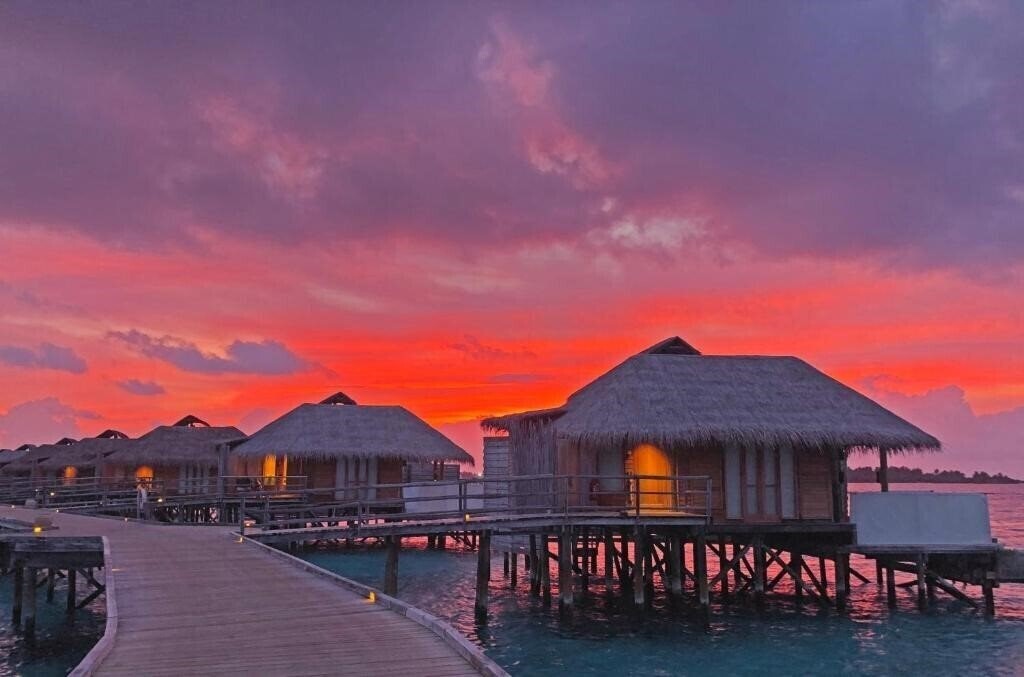 Панорама Six Senses Laamu Olhuveli Island 5*