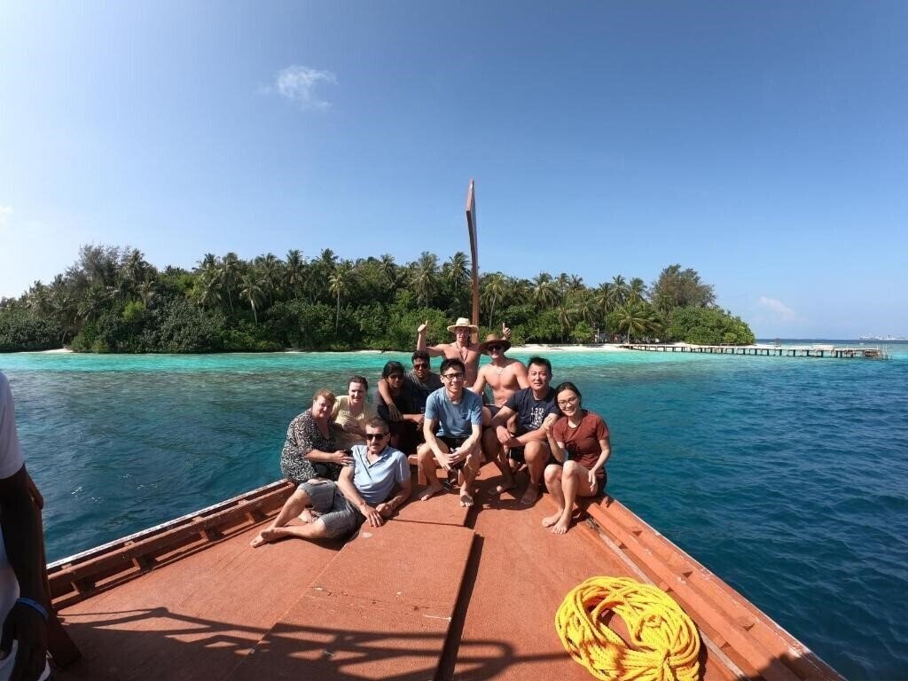 Панорама Kuredhi Beach Inn 3*