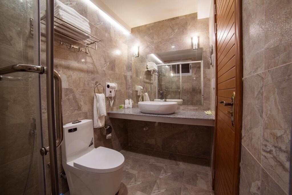 Изображение Kuredhi Beach Inn 3*