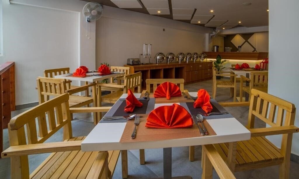 Территория Kuredhi Beach Inn 3*