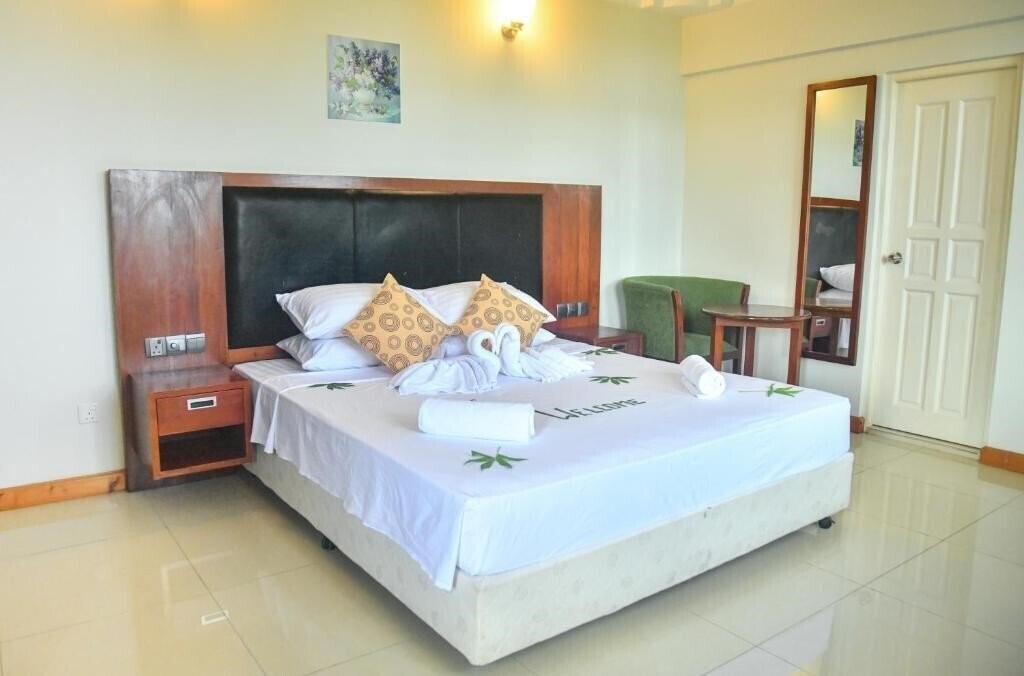 Панорама La Cabana Maldives Guest House 3*
