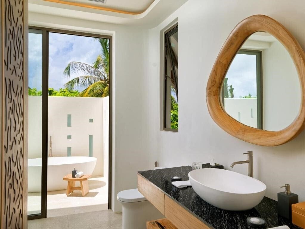 Изображение Meyyafushi Maldives 5*