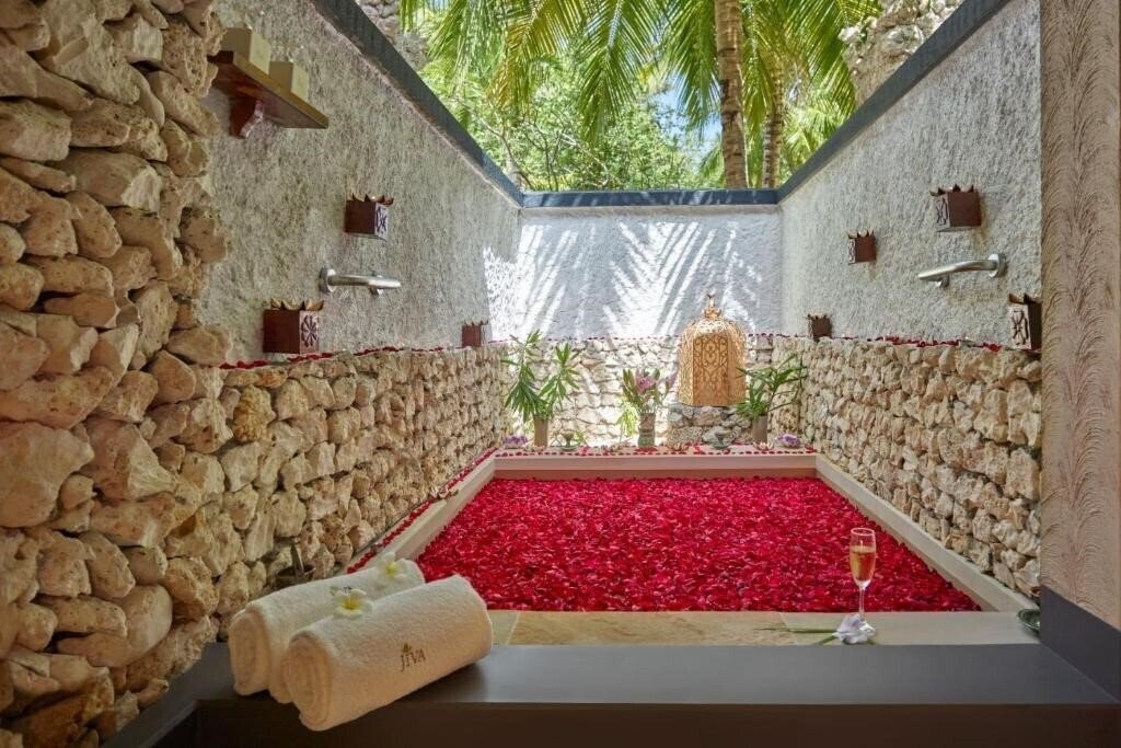 Апартаменти Vivanta By Taj – Coral Reef 5*