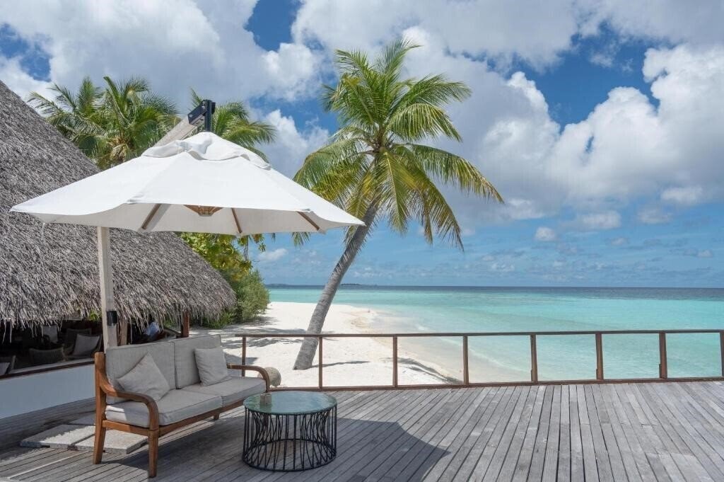 Изображение Makunudu Island Resort 4*