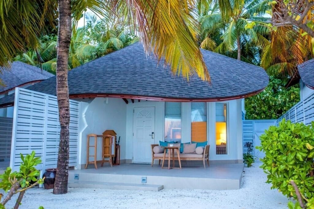 Территория Centara Grand Island Resort & SPA Maldives 5*