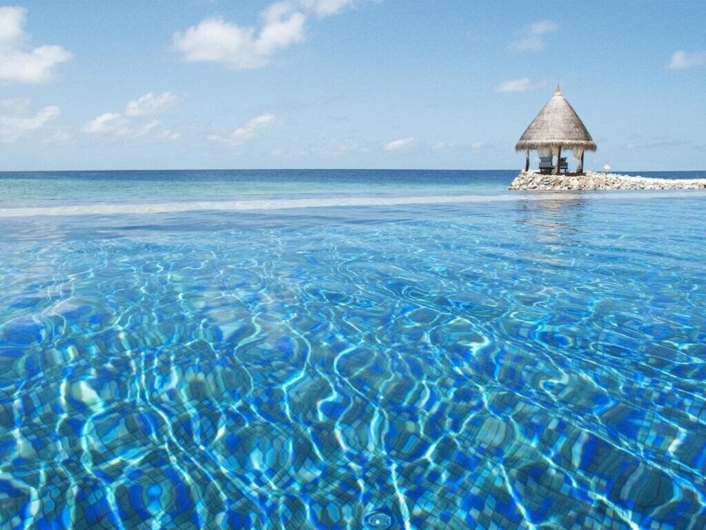 Территория Taj Coral Reef 4*