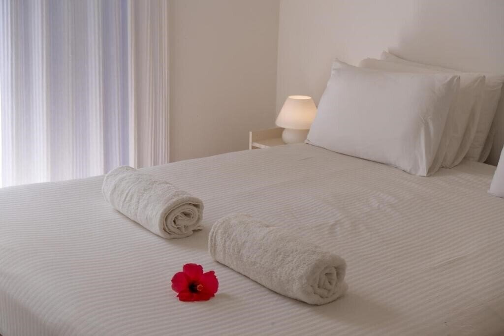 Отель Vaali Beach Lodge 3*