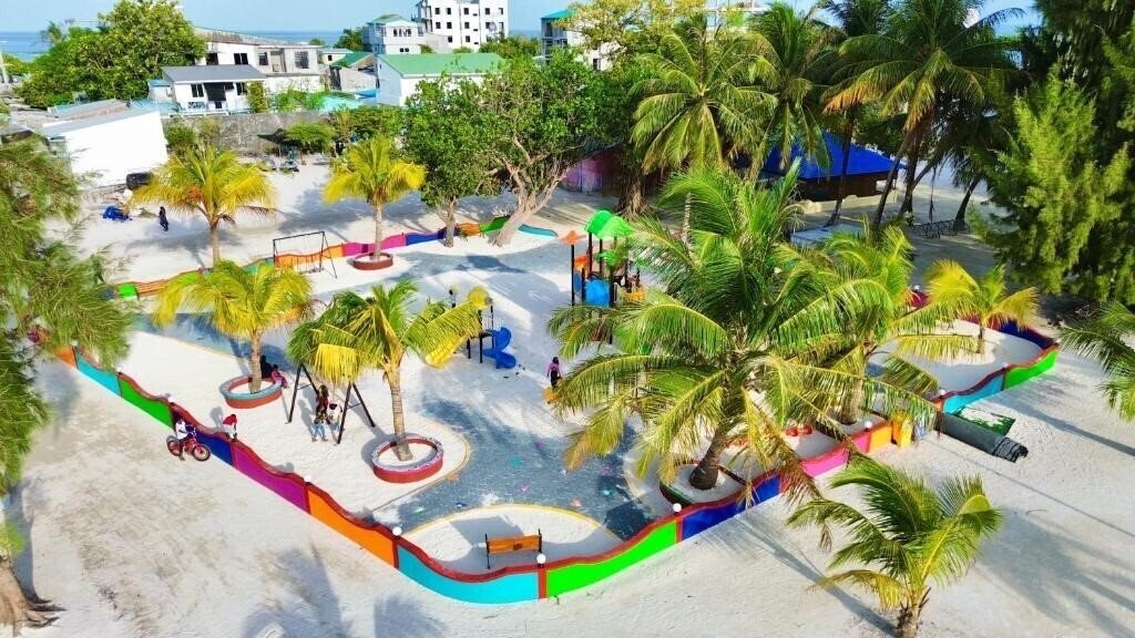 Вид Avyanna Gulhi Beach Hotel Guest House 3*