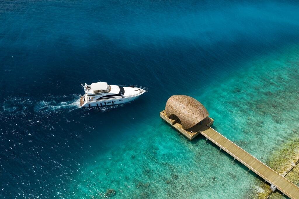 Вид Maafushivaru Island Resort 4*