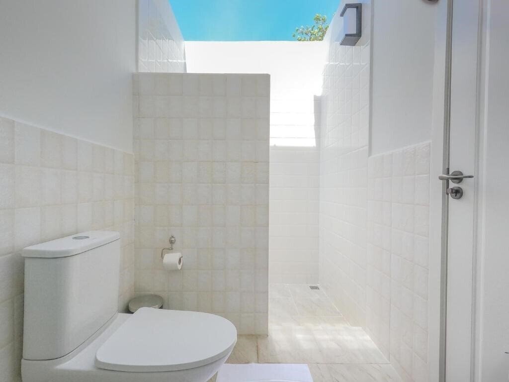 Территория Hakuna Thoddoo Guest House 4*