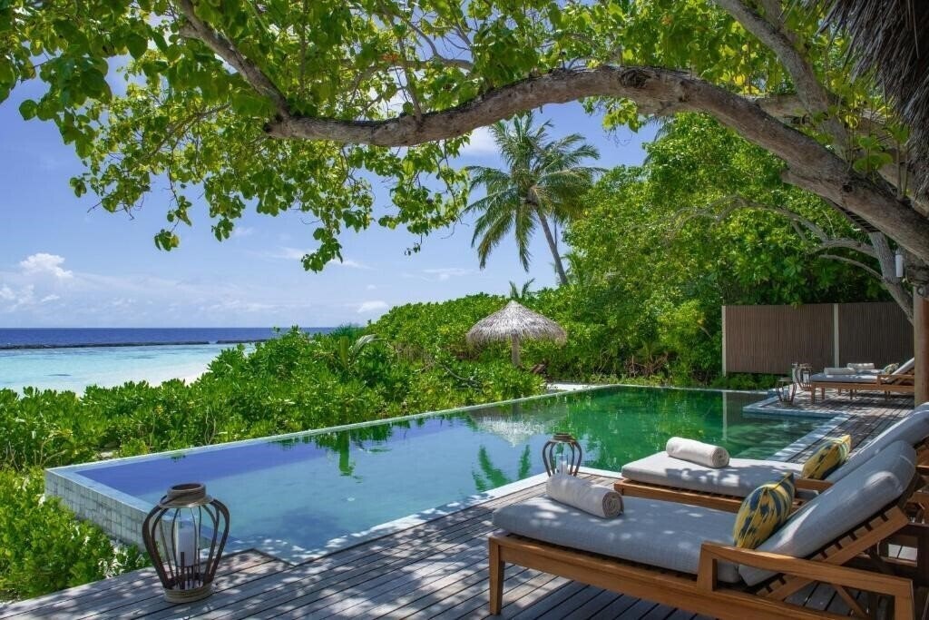 Апартаменти Baros Maldives 5*