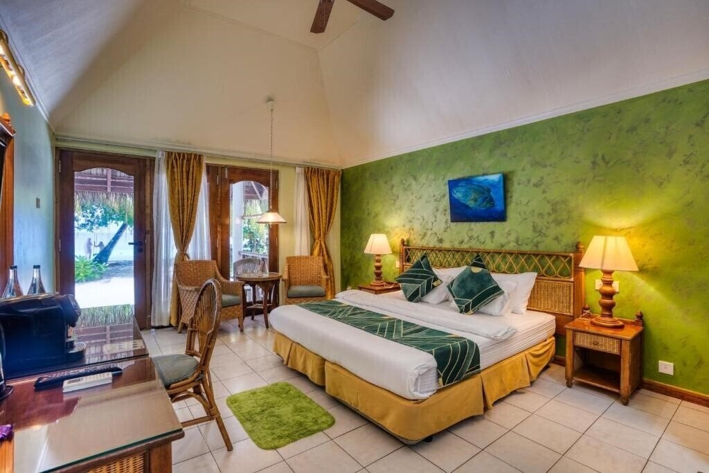 Фото Fihalhohi Island Resort 4*