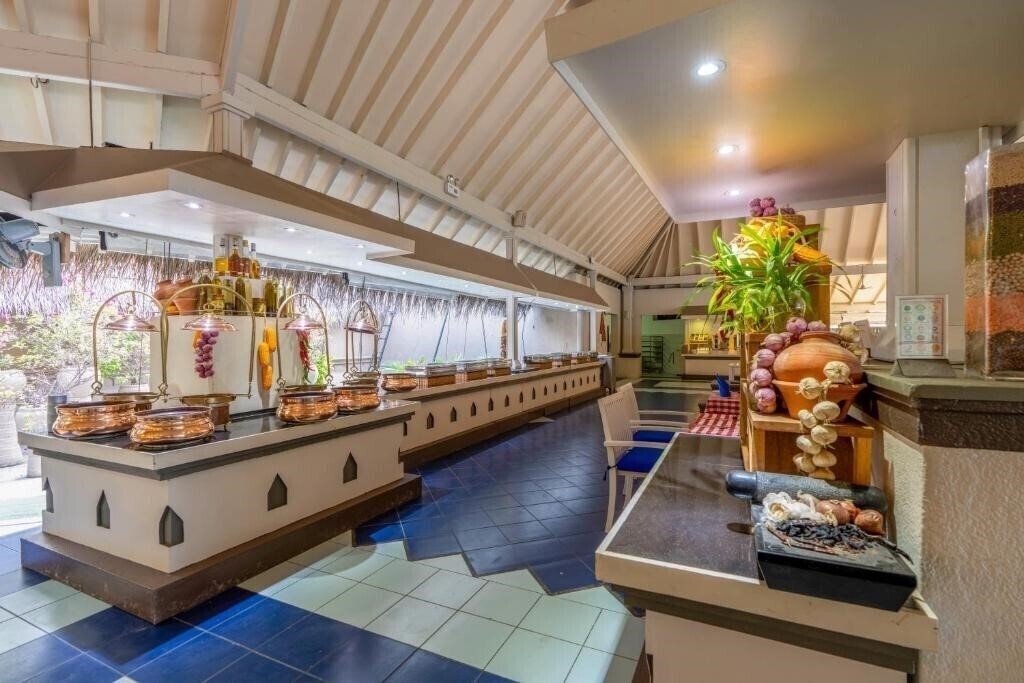 Панорама Adaran Club Ranalhi Split 4*