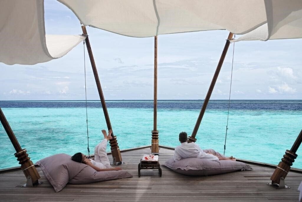 Панорама Constance Moofushi Resort 5*