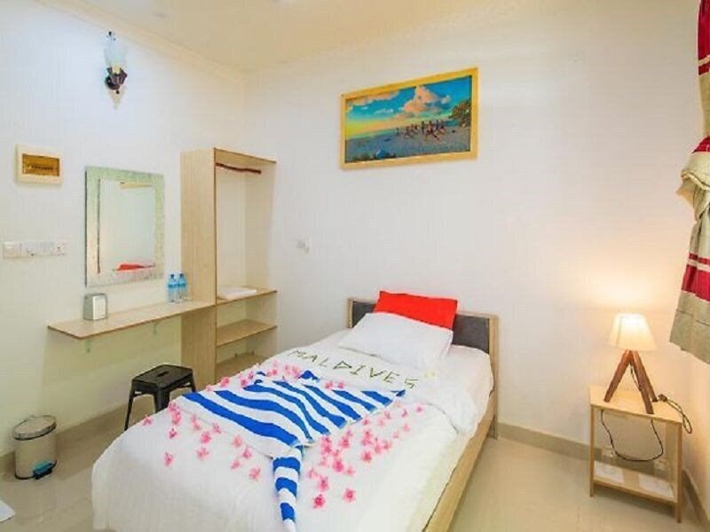 Вид Kirulhiya Maldives Guest House гостиный двор