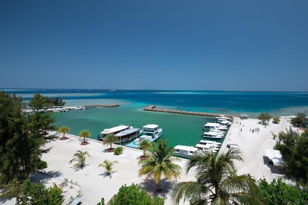 Вид Arrival Beach & SPA, Gulhi 4*