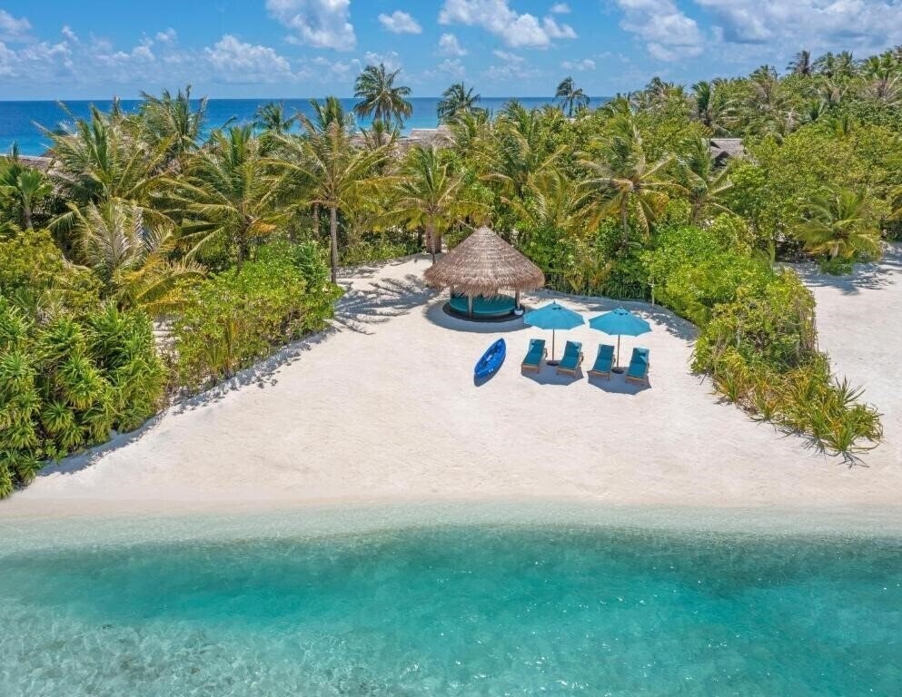 Вид Naladhu Maldives 5*