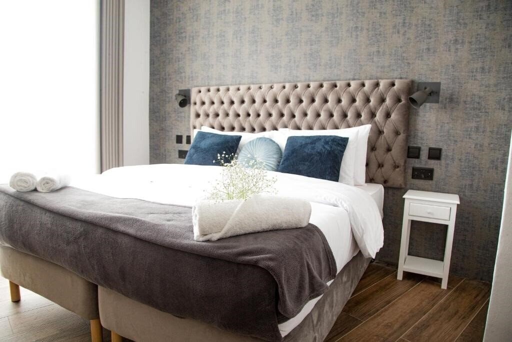 Апартаменти De Rohan 4*