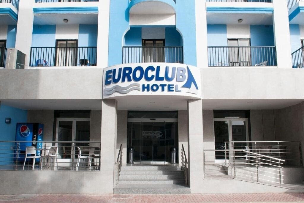 Готель Euroclub Hotel 3*