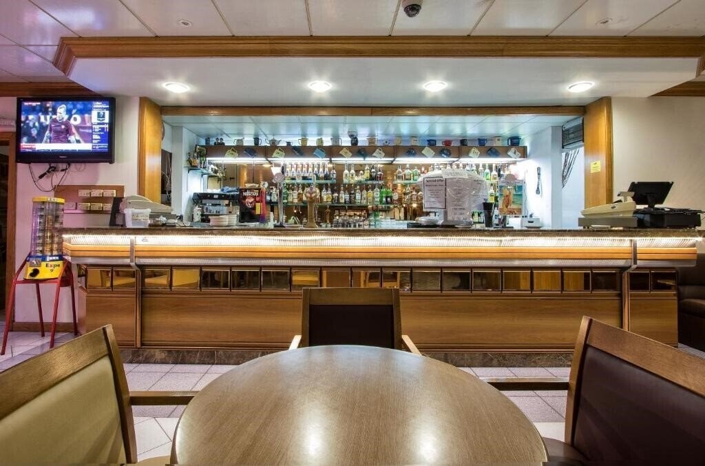 Панорама Canifor Hotel 4*