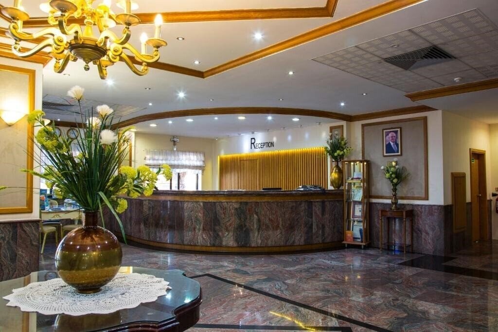 Вид Canifor Hotel 4*