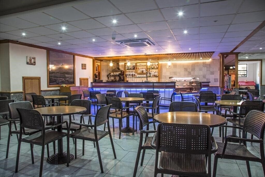 Апартаменты Canifor Hotel 4*