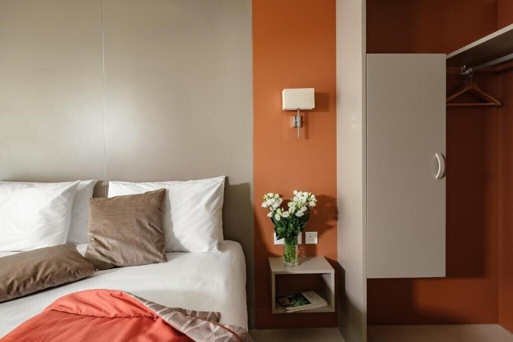 Фотографія Mayflower Hotel 3*