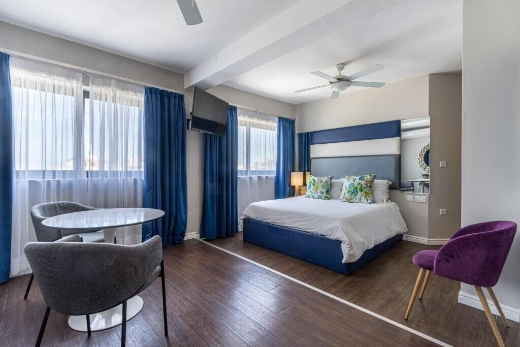 Отель Park Lane Boutique Aparthotel 4*